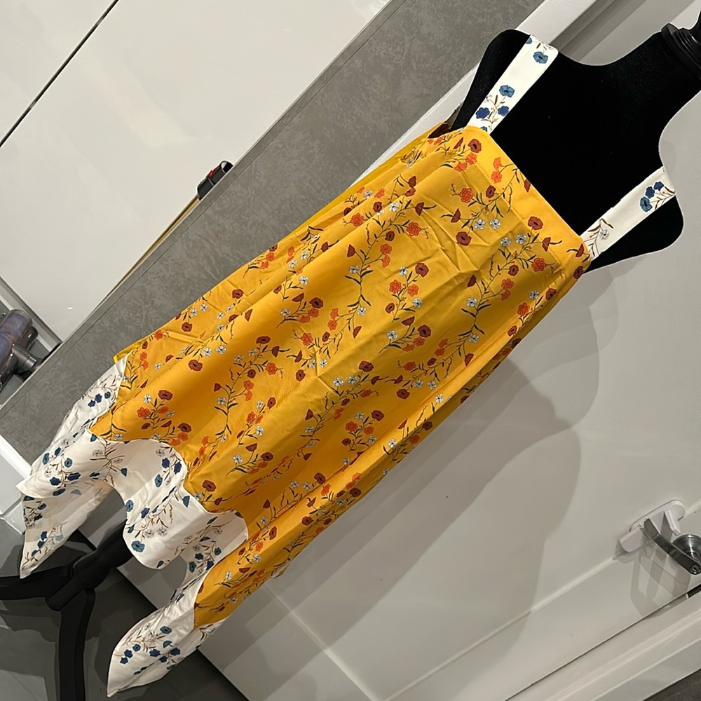 NWOT ZARA flower dress boho. Last call.